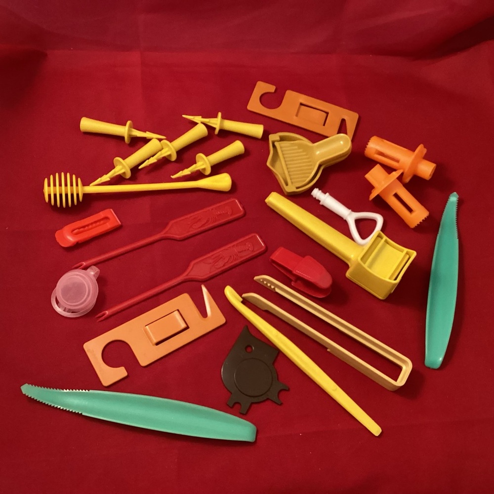 Vintage plastic kitchen gadgets some Tupperware